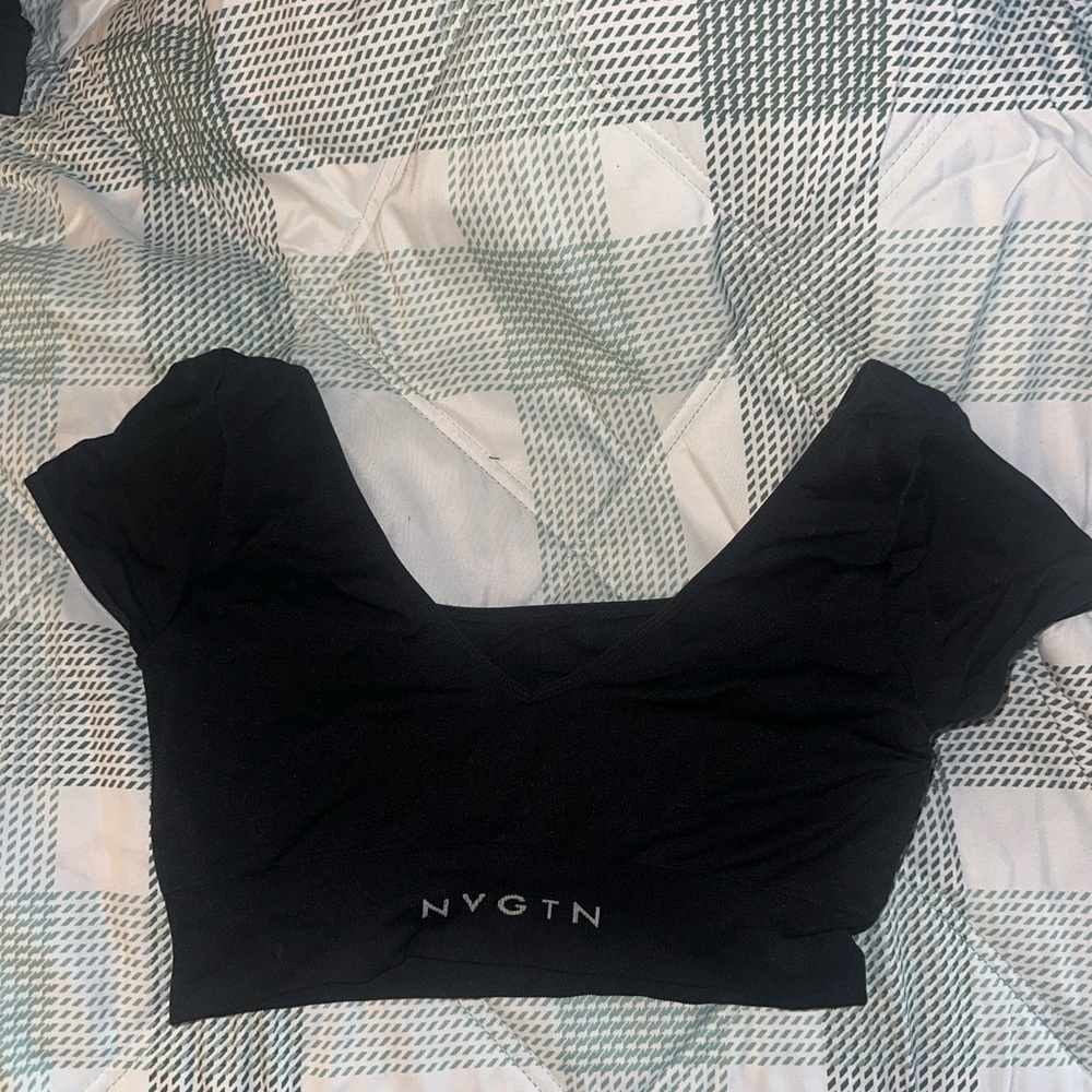Black nvgtn crop top
